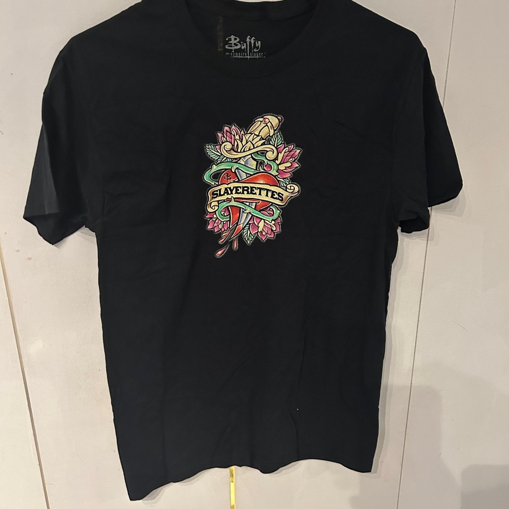 Buffy The Vampire Slayer Black Short Sleeve Tee with Graphic Design Slayerettes - Picture 11 of 12
